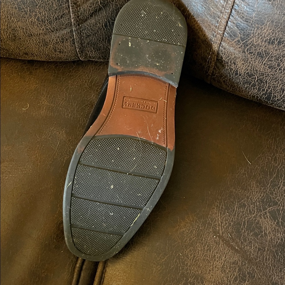 Dockers Men’s Dress Shoes. - Picture 3 of 5